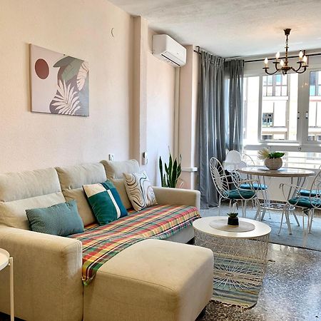 Centrally-Located, Spacious Flat At Historic Centre & Short Walk To Beach لقنت المظهر الخارجي الصورة