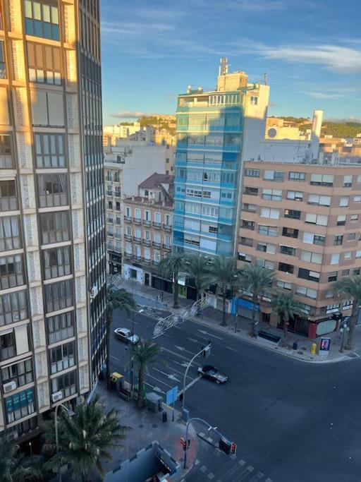 Centrally-Located, Spacious Flat At Historic Centre & Short Walk To Beach لقنت المظهر الخارجي الصورة